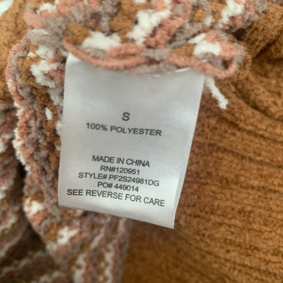 Adorable cropped sweater - Picture 4 of 5